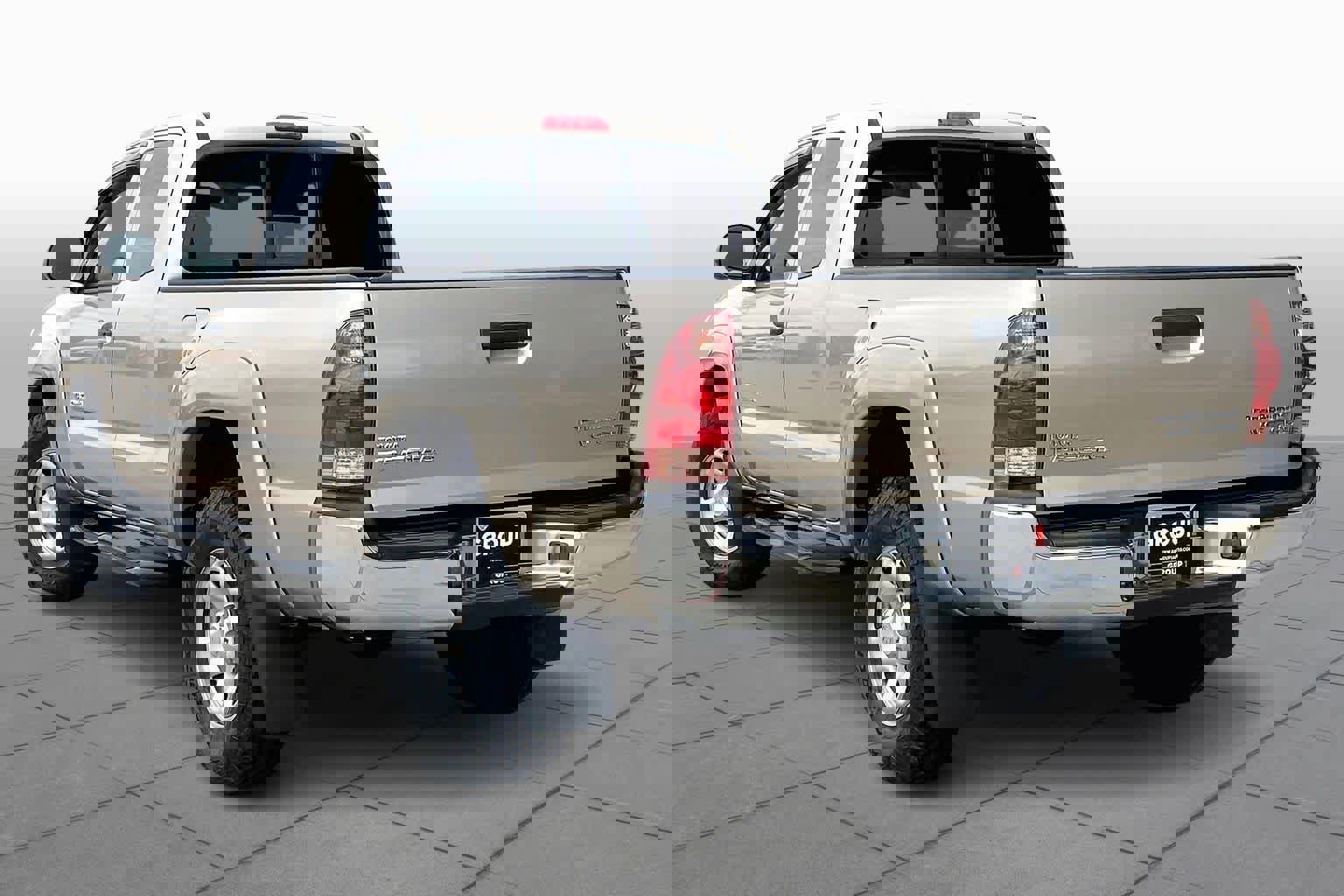 Used 2005 Toyota Tacoma PreRunner image 11