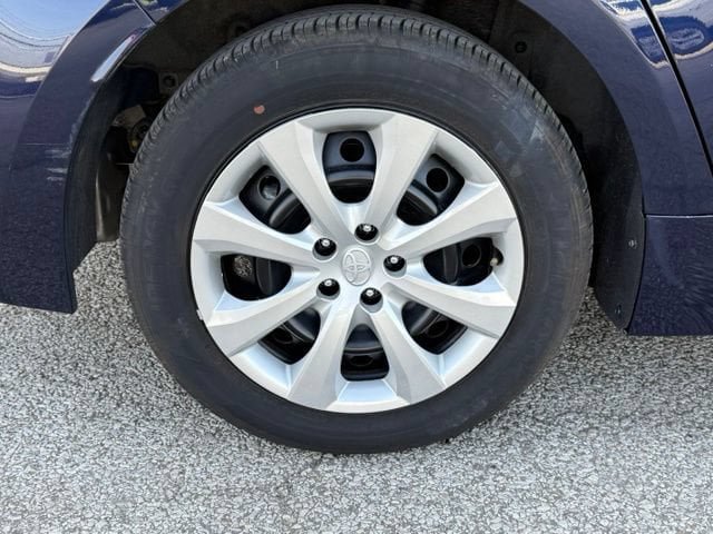 Used 2026 Toyota Corolla LE FWD image 9