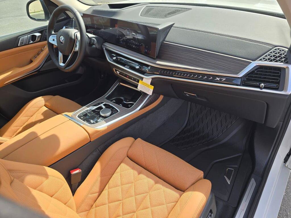 New 2027 BMW X7 xDrive40i AWD/4WD image 11
