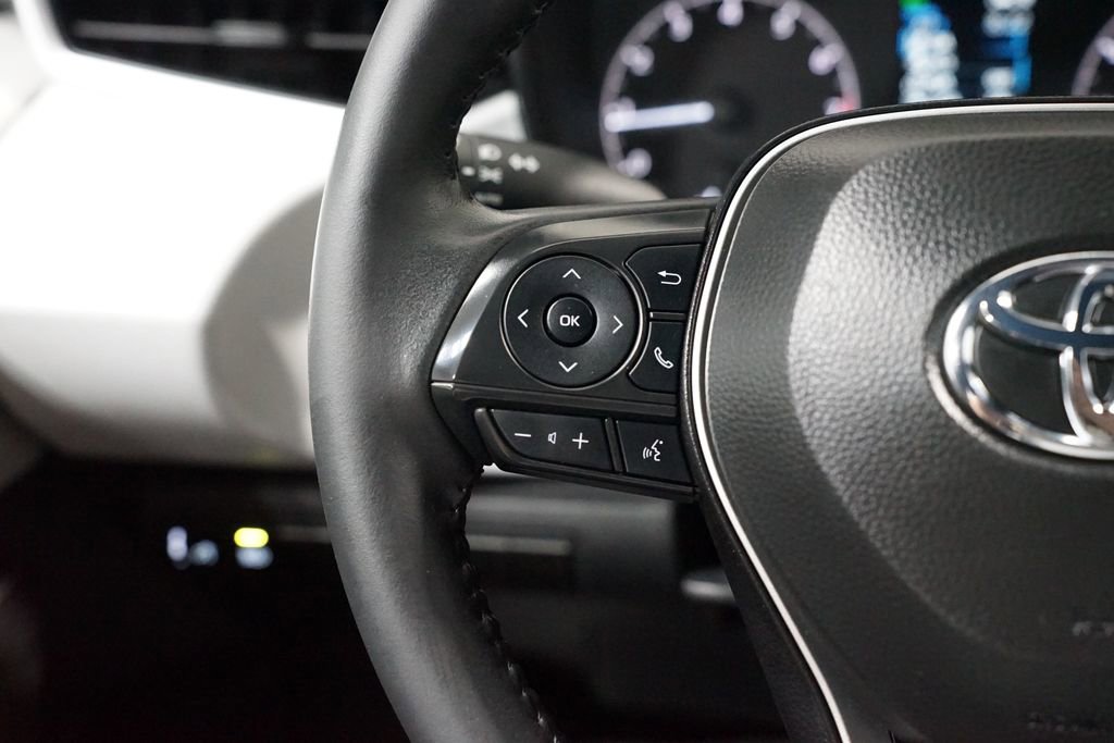 Used 2024 Toyota Corolla SE image 14