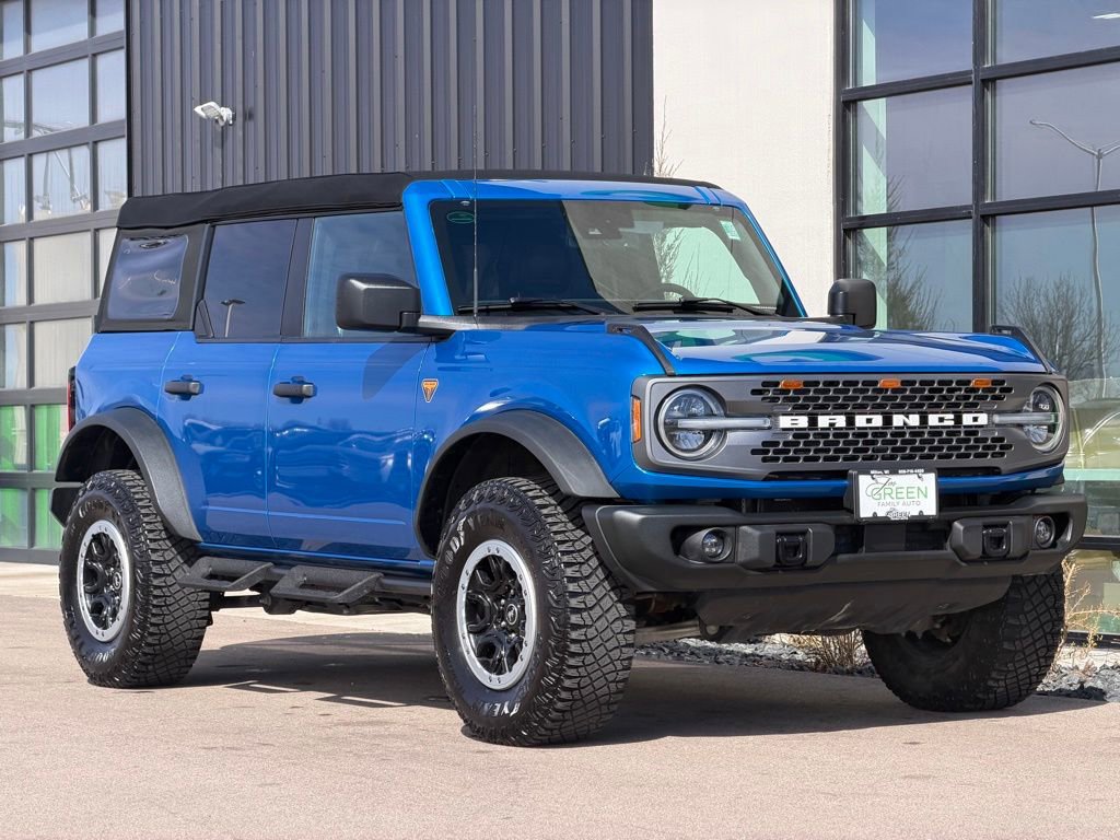 Used 2023 Ford Bronco Badlands w/ Sasquatch Package image 4