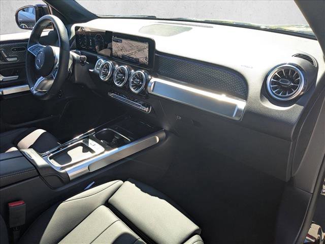 Used 2025 Mercedes-Benz GLB 250 image 22