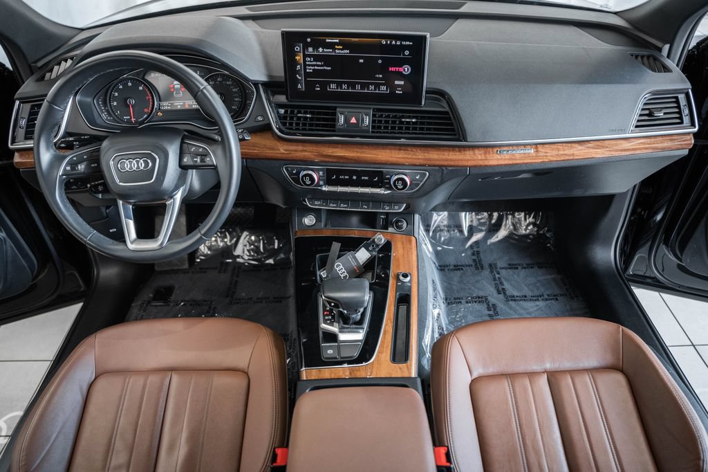 Used 2023 Audi Q5 2.0T Premium w/ Convenience Package AWD/4WD image 22