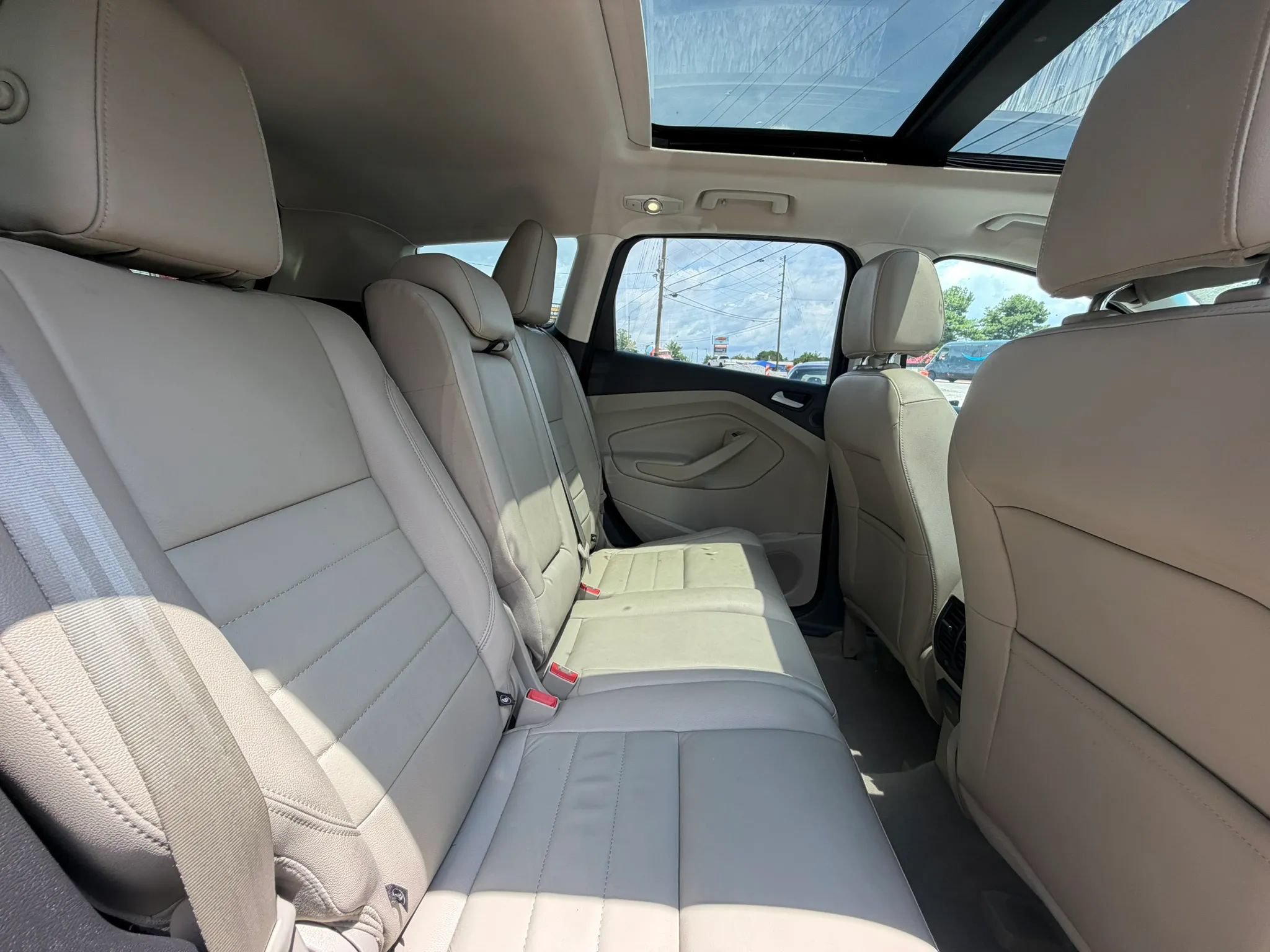 Used 2016 Ford Escape Titanium FWD image 21