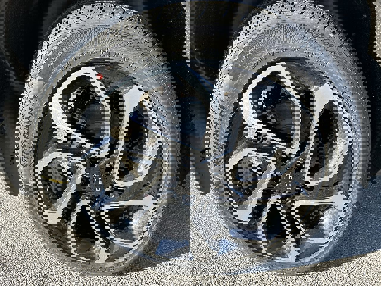 New 2026 Chevrolet Trax RS w/ Sunroof Package image 9