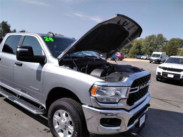 Used 2024 RAM 2500 Big Horn w/ Bed Utility Group image 11
