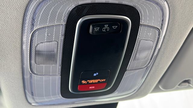 Used 2024 Hyundai Kona SEL AWD/4WD image 29