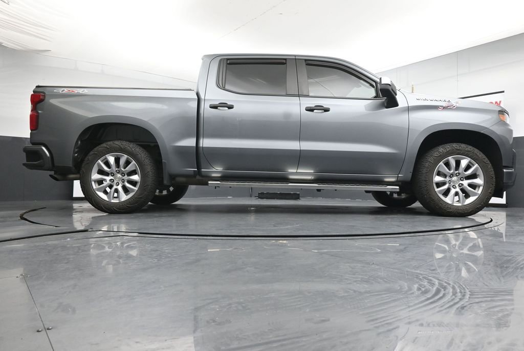 Used 2021 Chevrolet Silverado 1500 Custom AWD/4WD image 24