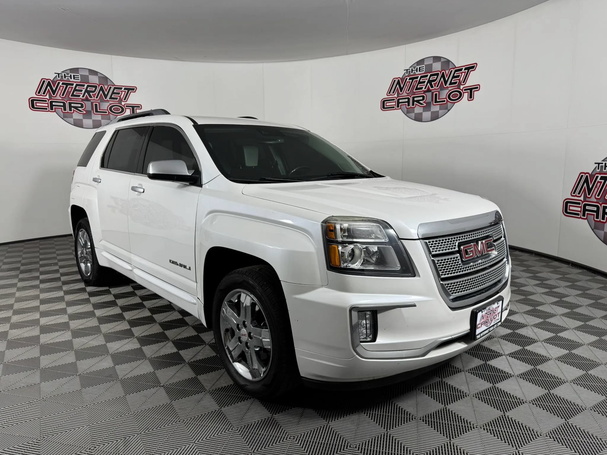 Used 2017 GMC Terrain Denali FWD image 9
