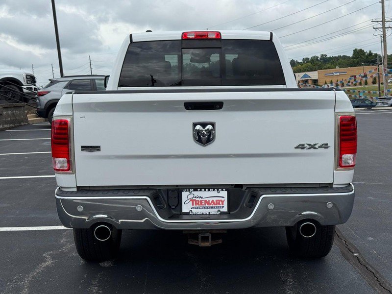 Used 2017 RAM 1500 Laramie w/ Convenience Group AWD/4WD image 4