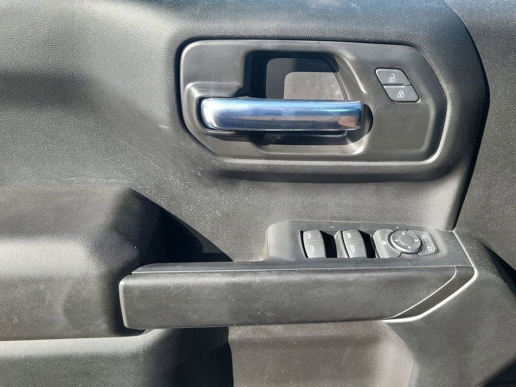 Used 2023 Chevrolet Silverado 1500 Custom AWD/4WD image 27