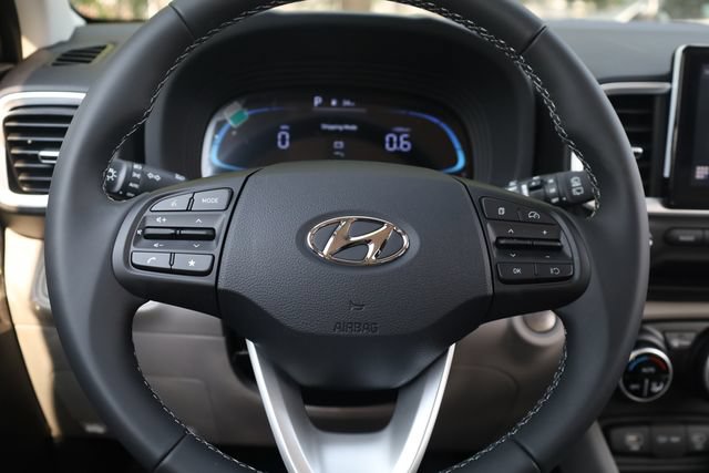 New 2026 Hyundai Venue SEL FWD image 13