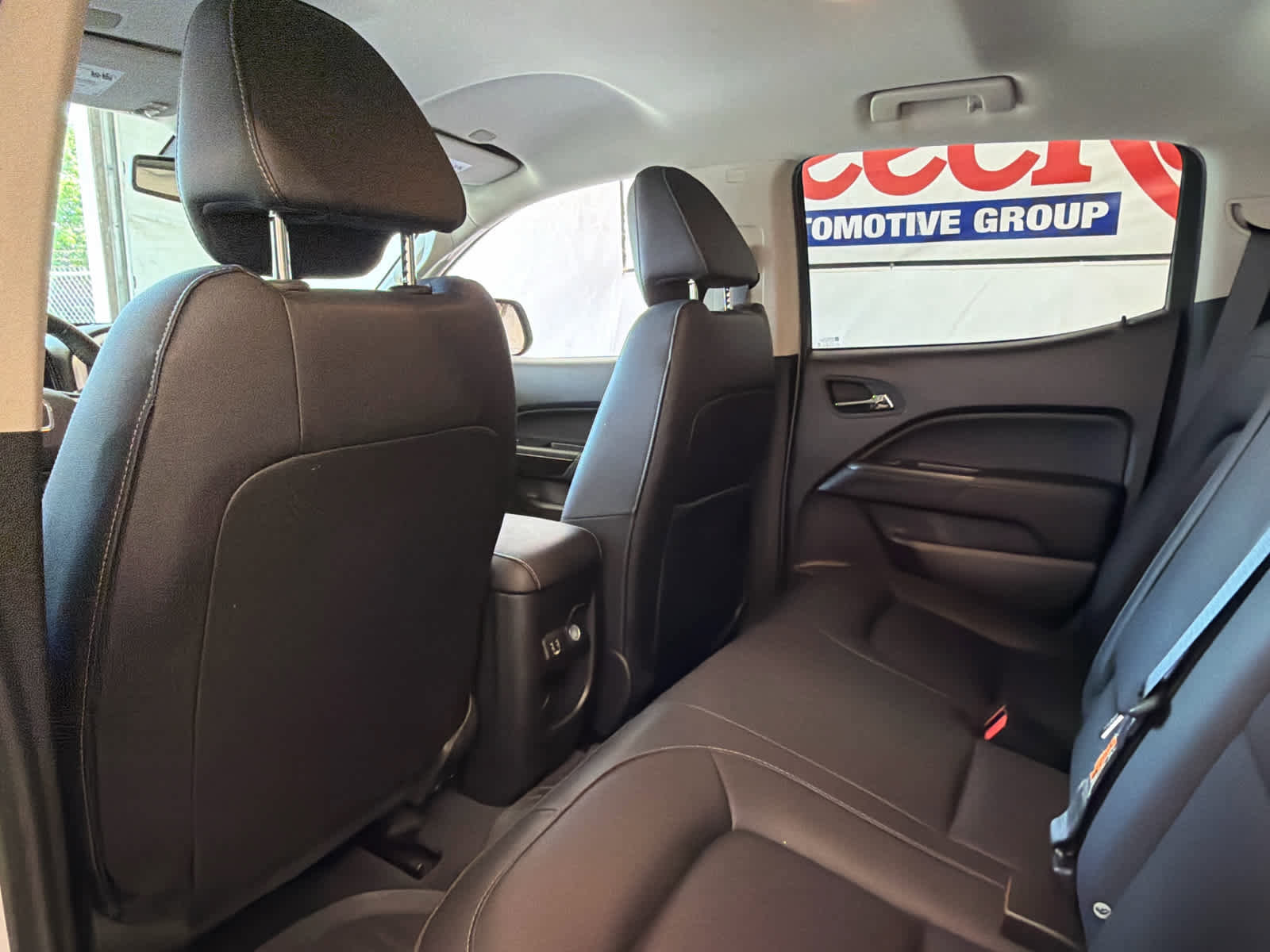 Used 2022 GMC Canyon Elevation w/ Elevation Premium Package AWD/4WD image 18