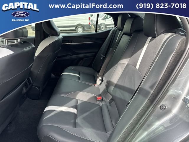 Used 2025 Toyota Camry SE FWD image 18