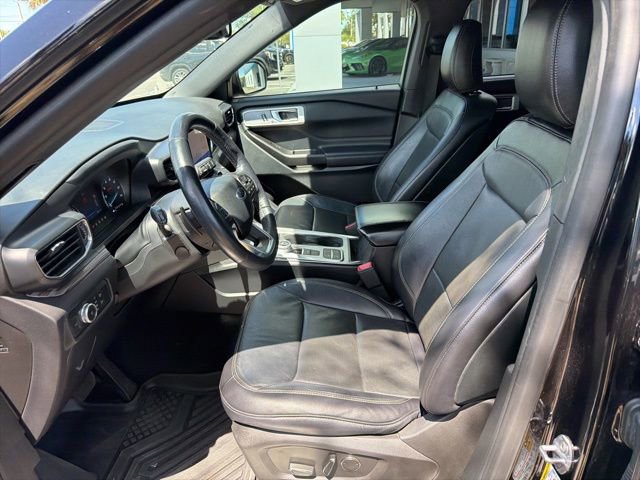 Used 2020 Ford Explorer Limited RWD image 7