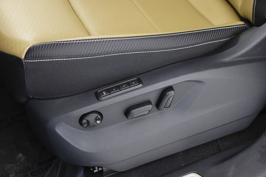 Used 2023 Volkswagen Atlas Cross Sport SEL R-Line image 23