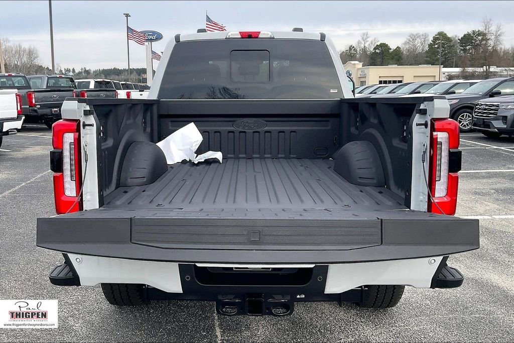 New 2026 Ford F250 Platinum AWD/4WD image 19