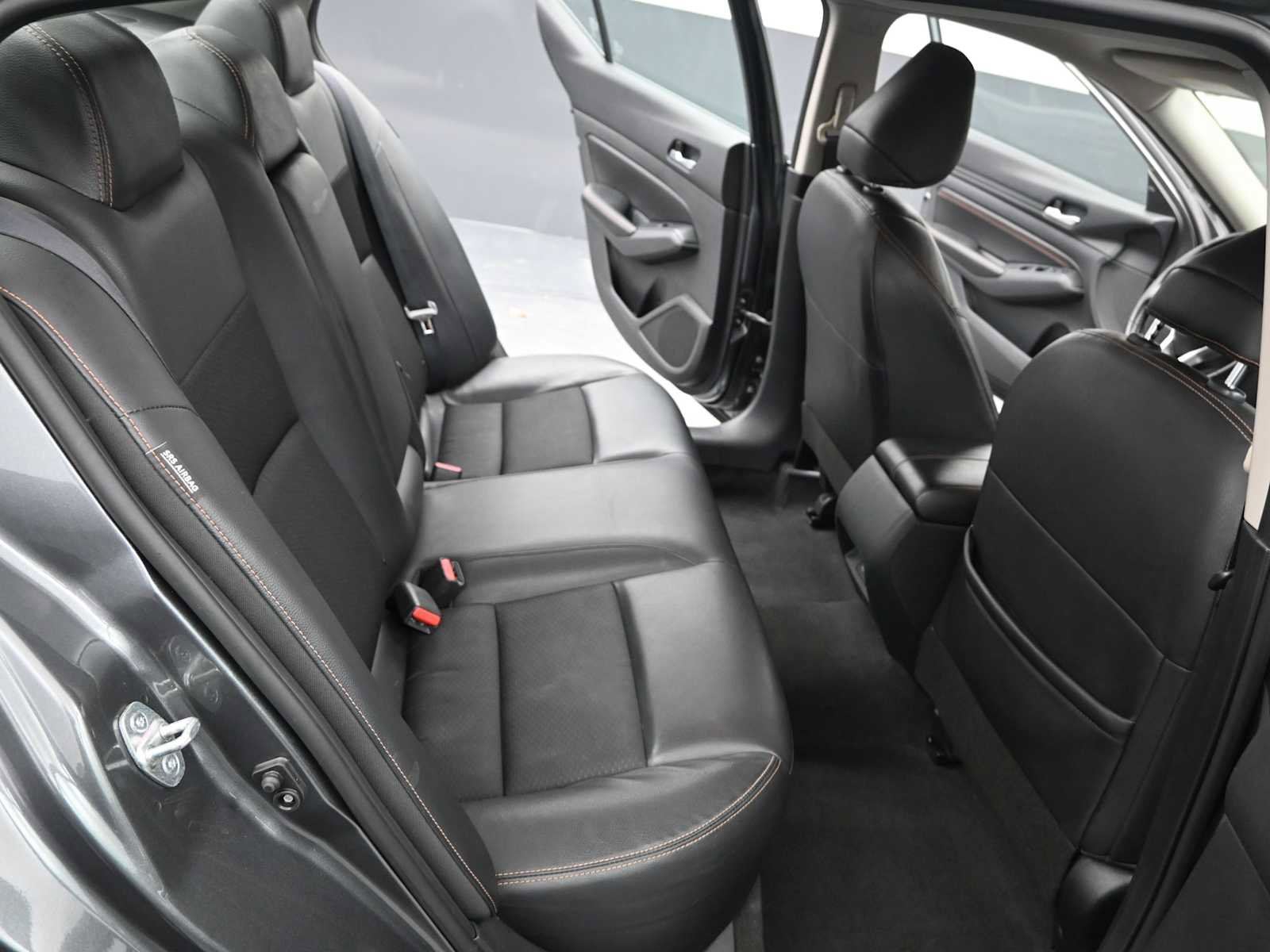 Used 2022 Nissan Altima 2.5 SR image 22