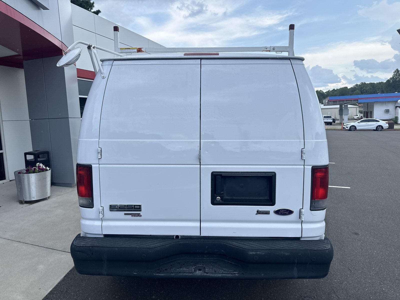 Used 2014 Ford E-250 and Econoline 250 w/ Commercial Cargo Van Package RWD image 7