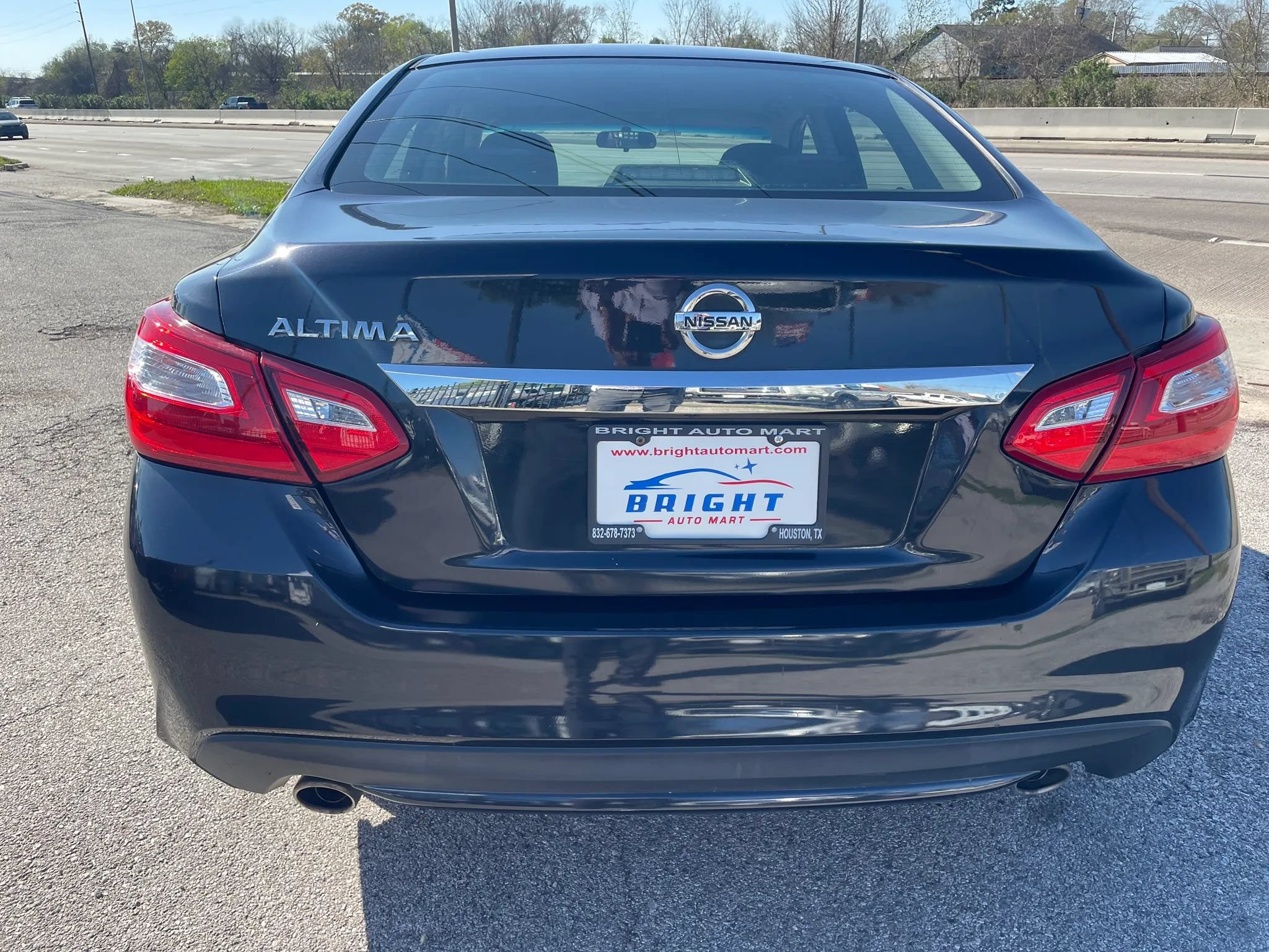 Used 2016 Nissan Altima 2.5 S w/ Power Driver Seat Package FWD image 3