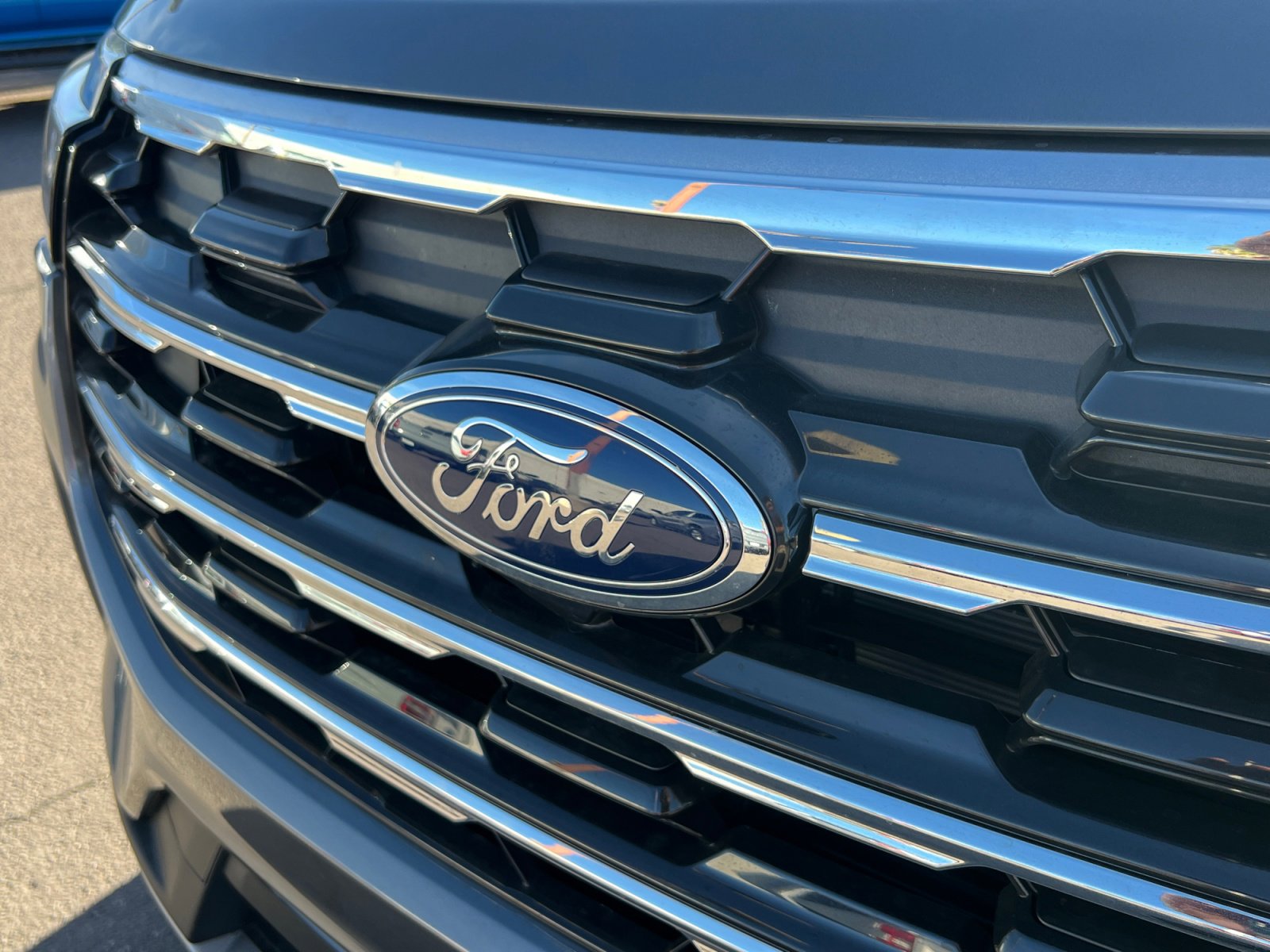 Certified 2025 Ford Explorer Active image 23