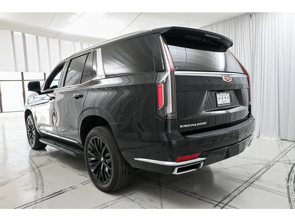 Used 2023 Cadillac Escalade Premium Luxury AWD/4WD image 5