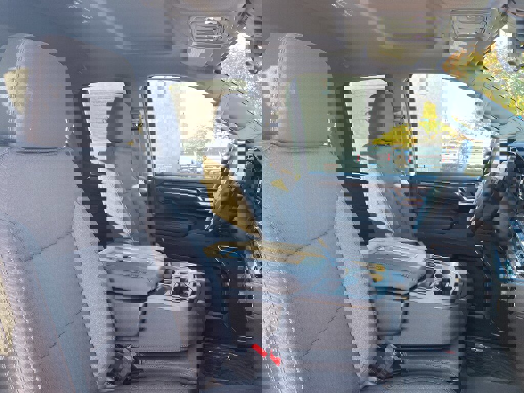 Used 2025 Chevrolet Silverado 1500 LT image 15