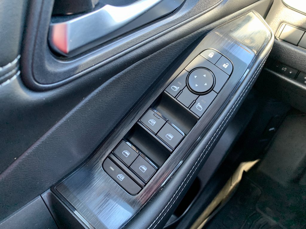 Used 2023 Nissan Rogue SV w/ SV Premium B Package image 21