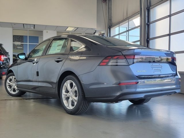 Used 2023 Honda Accord LX image 13