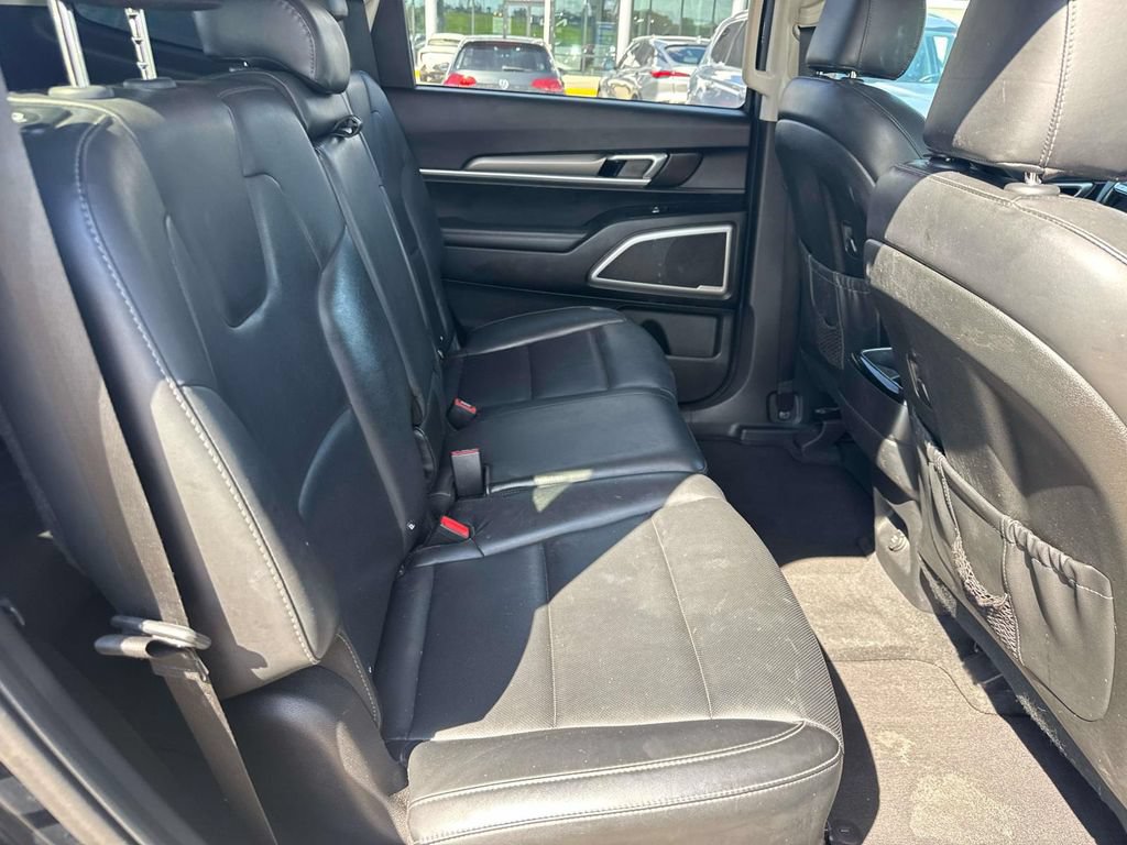 Used 2020 Kia Telluride LX AWD/4WD image 14
