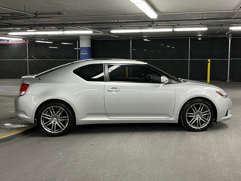 Used 2011 Scion tC image 31
