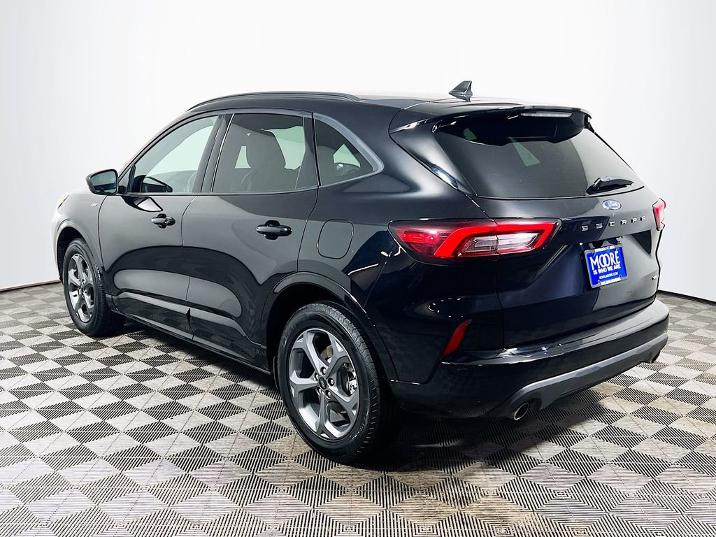 Used 2024 Ford Escape ST-Line image 5