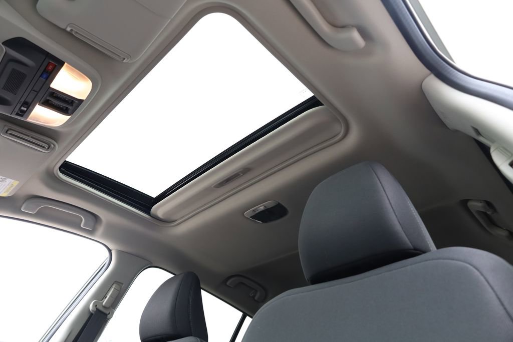 Certified 2026 Subaru Crosstrek 2.0i Premium AWD/4WD image 8