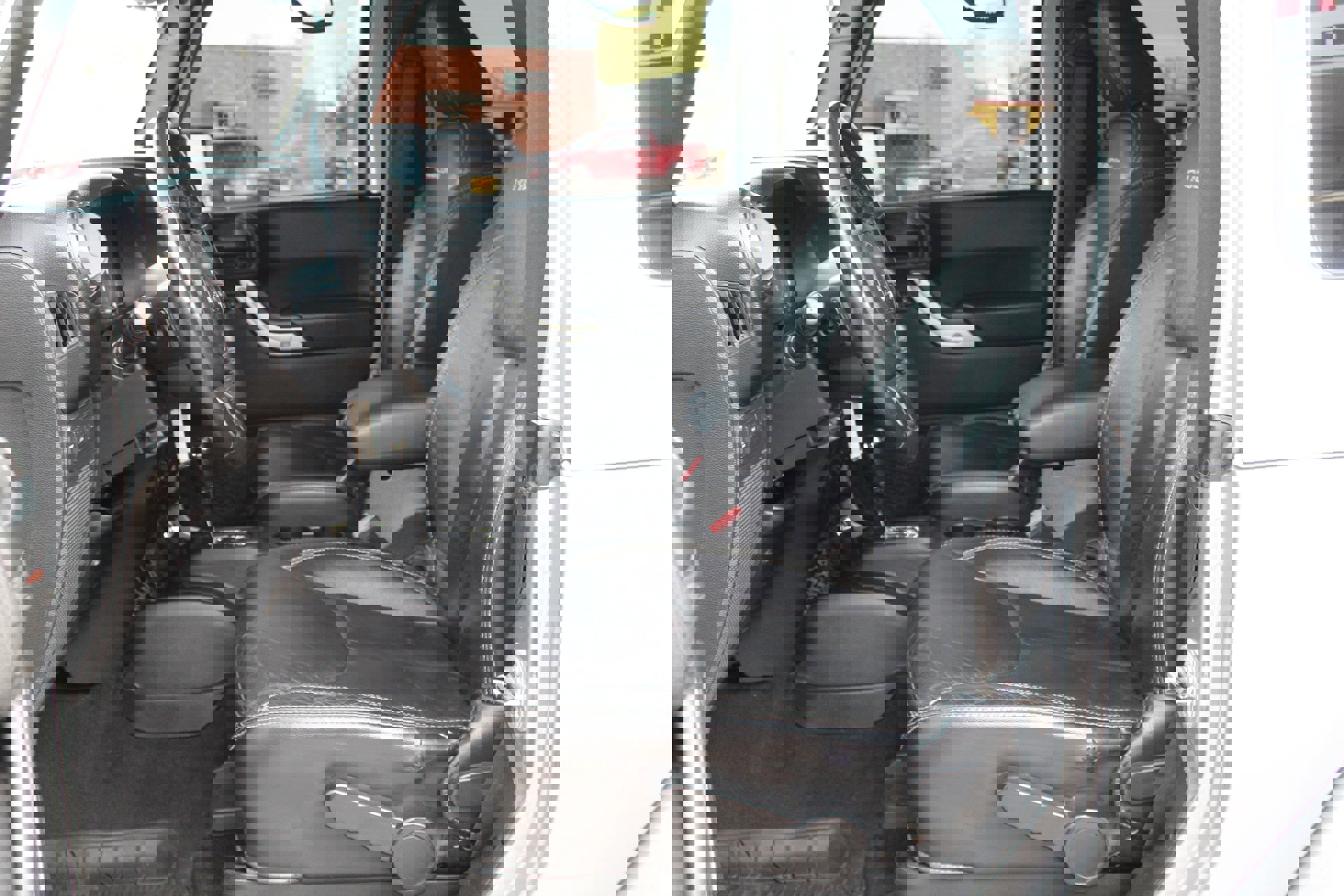 Used 2014 Jeep Wrangler Rubicon w/ Power Convenience Group image 22