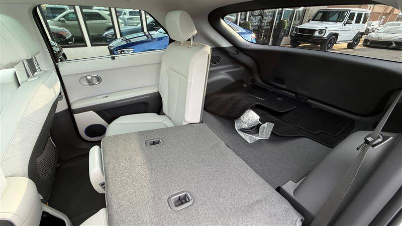 Used 2024 Hyundai Ioniq 5 Limited image 22
