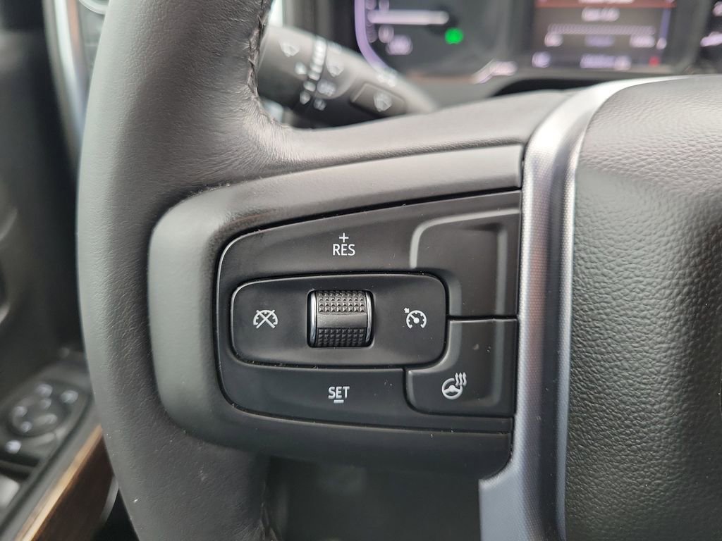 Used 2022 GMC Sierra 2500 SLE w/ SLE Value Package; image 5