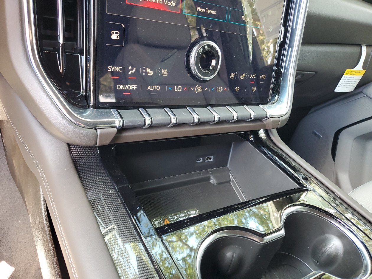 New 2027 GMC Yukon Elevation RWD image 23