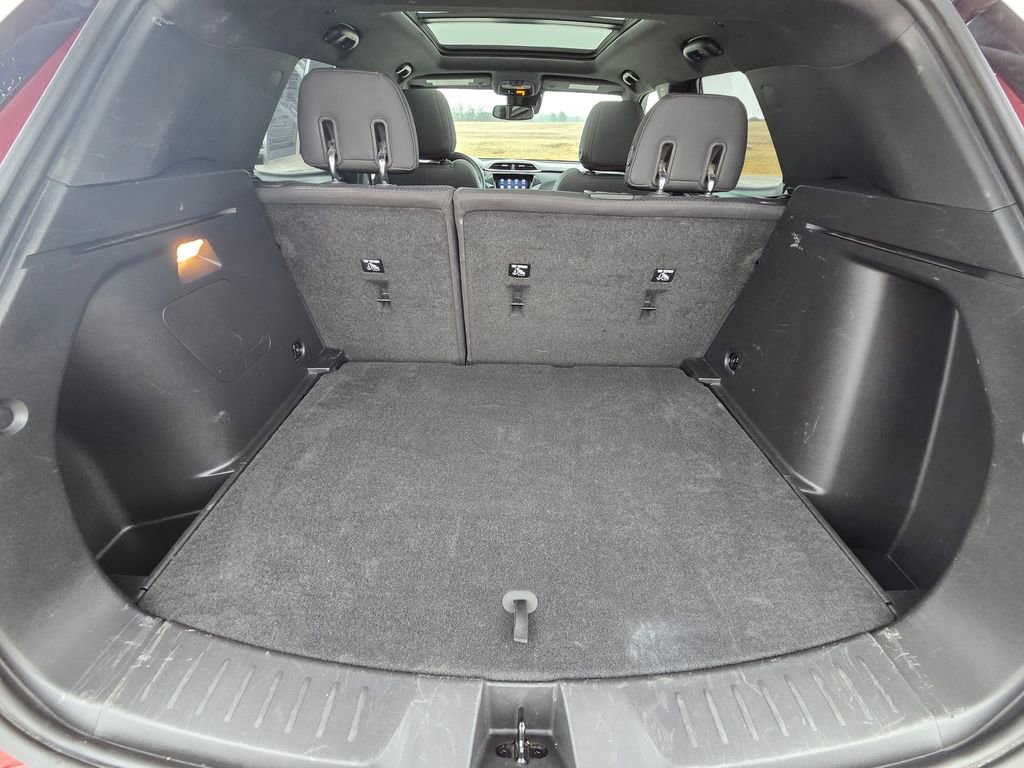 Used 2023 Chevrolet TrailBlazer RS w/ Sun and Liftgate Package image 28