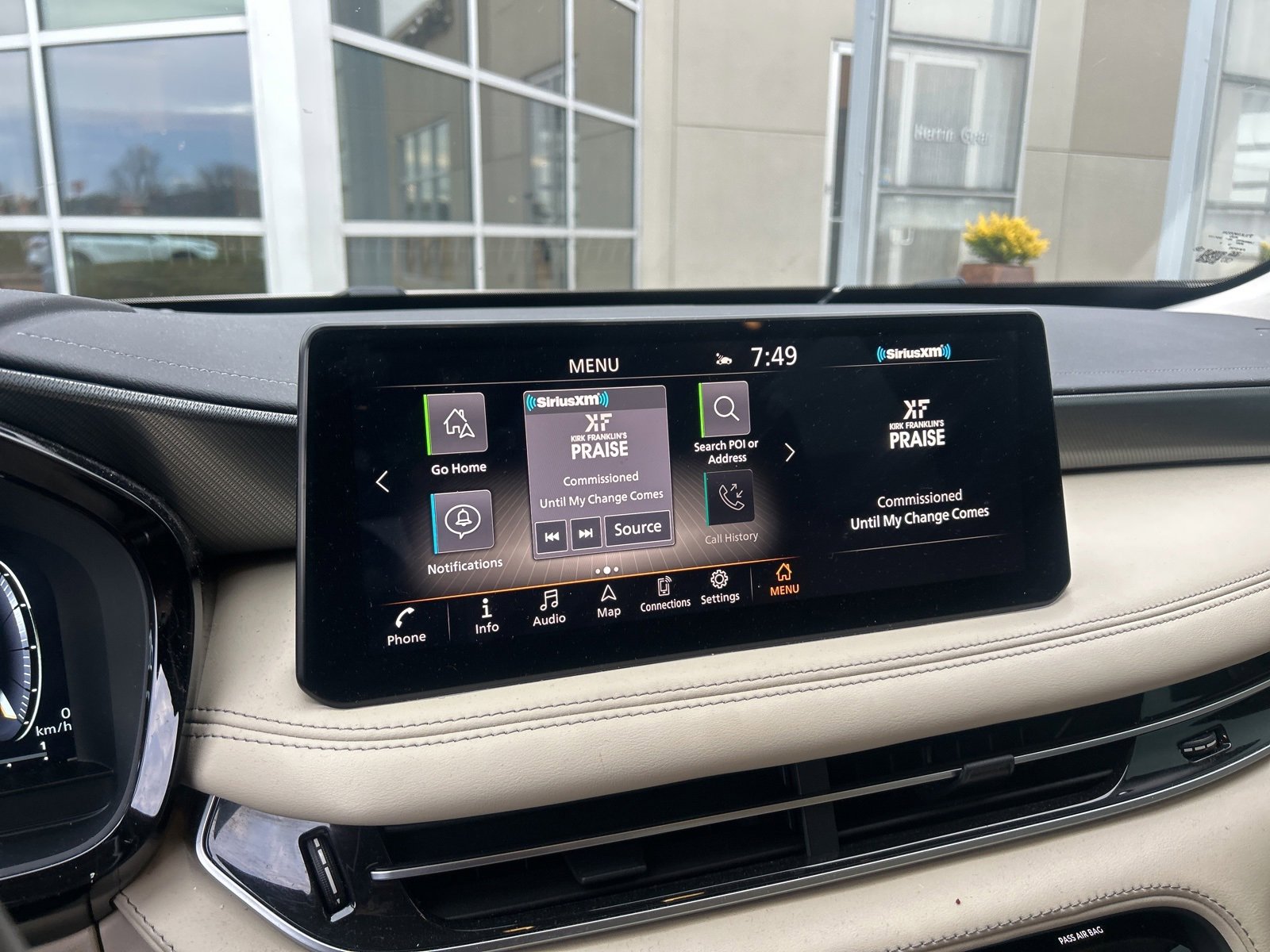 Used 2024 INFINITI QX60 Luxe w/ Vision Package image 8