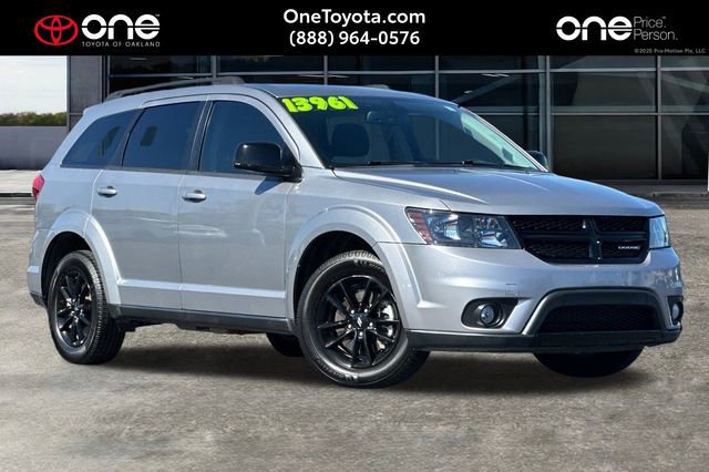 Used 2019 Dodge Journey SE w/ Premium Group