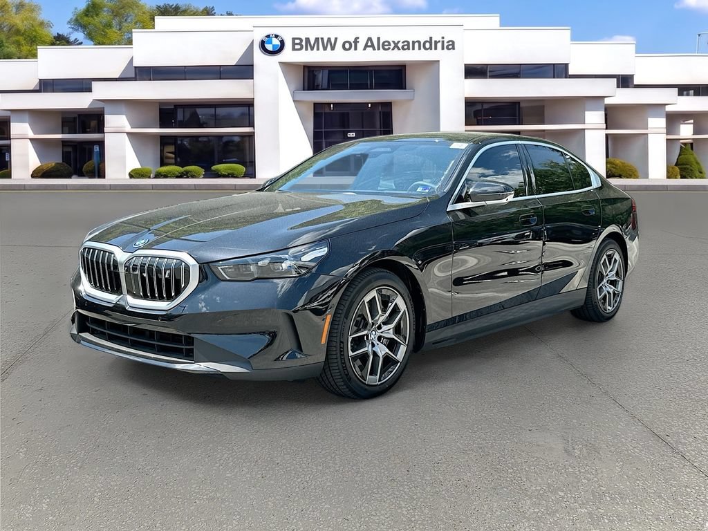 Used 2026 BMW i5 eDrive40 AWD/4WD image 3