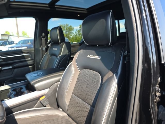 Used 2025 RAM 1500 Laramie w/ Advanced Safety Group II AWD/4WD image 15
