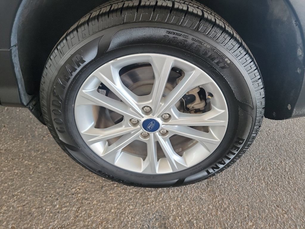 Used 2019 Ford Escape SEL AWD/4WD image 10
