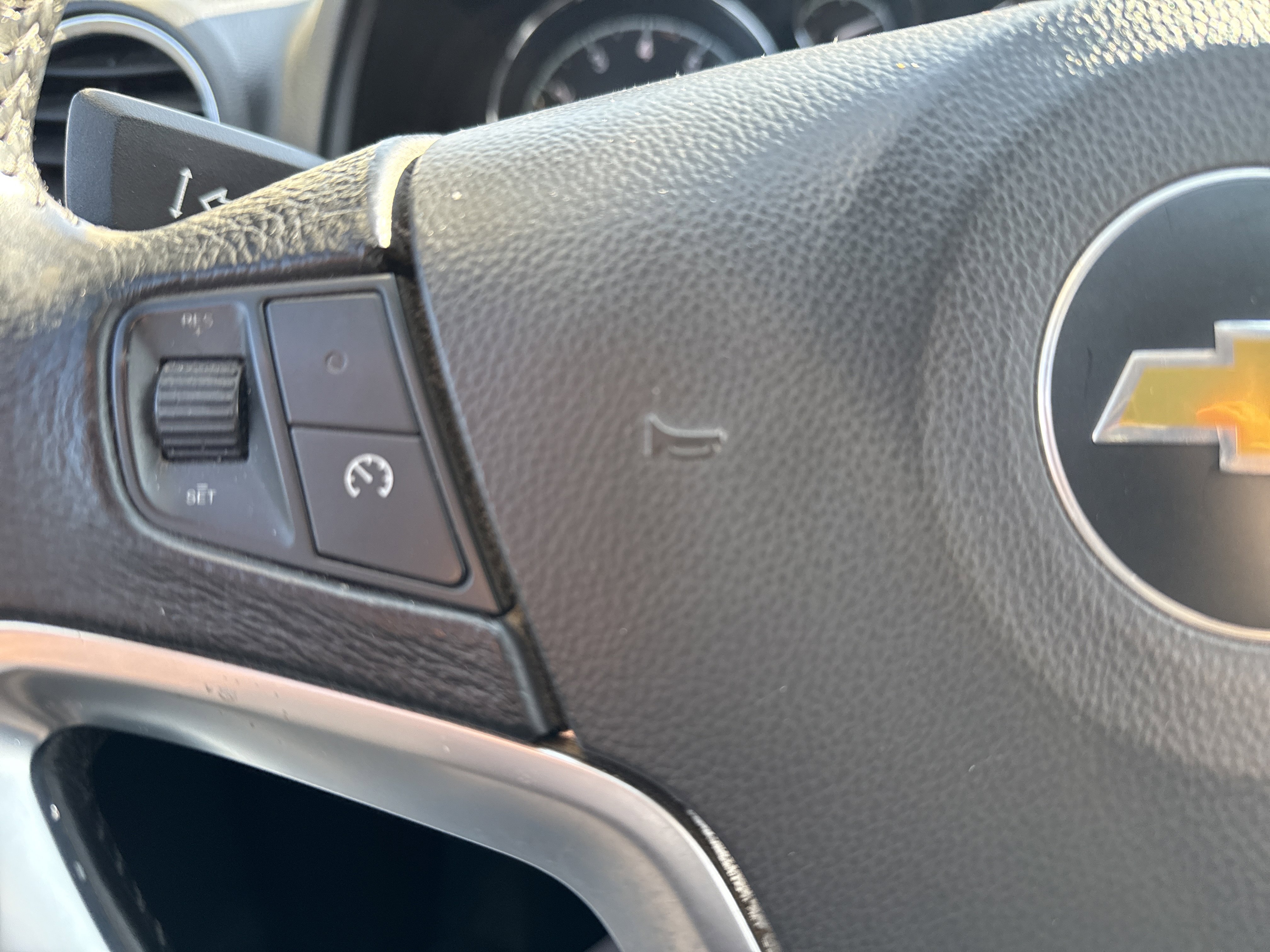 Used 2012 Chevrolet Captiva Sport LTZ image 18