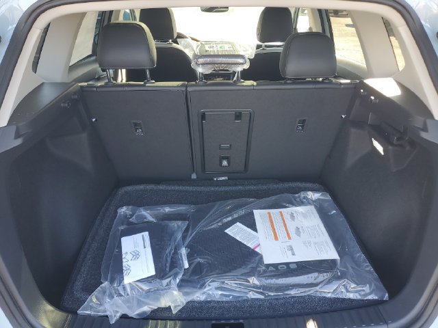 New 2027 Volkswagen Taos SE AWD/4WD image 7