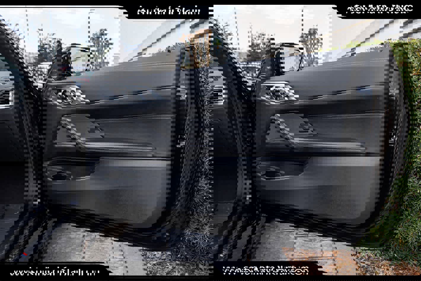 Used 2023 BMW M440i Convertible w/ Premium Package image 57