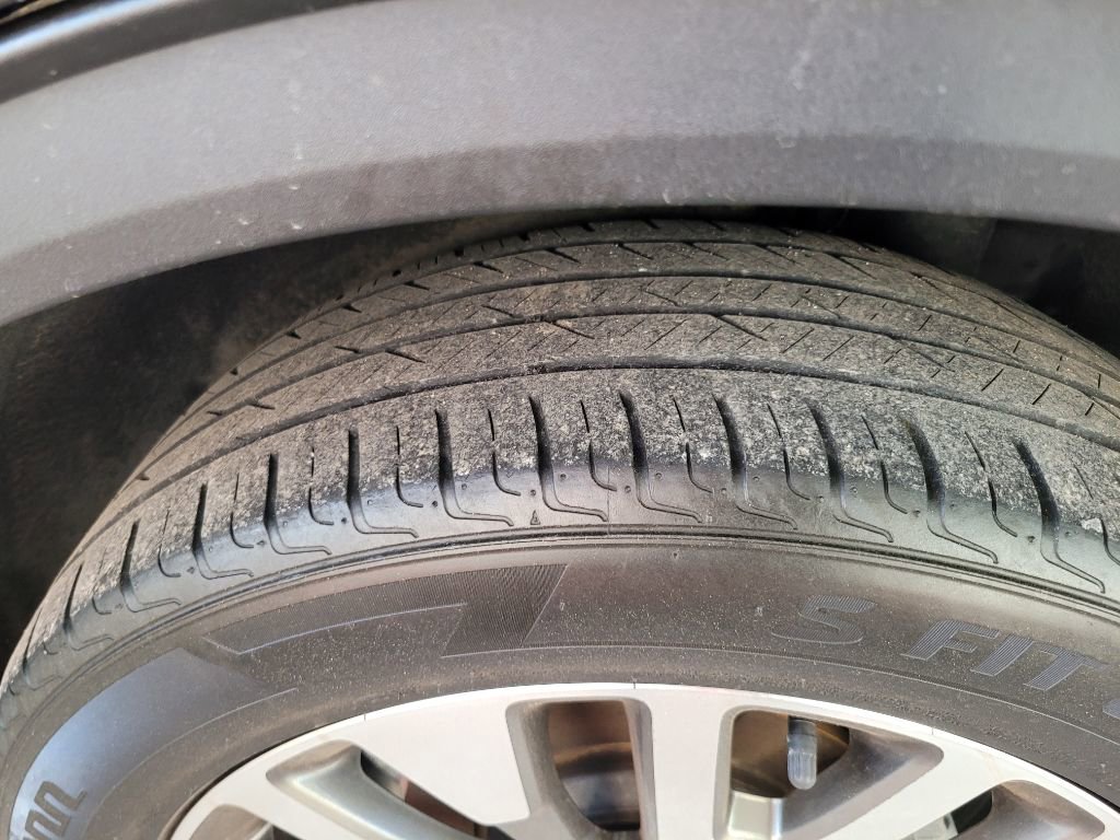 Used 2021 Ford Escape Titanium image 12