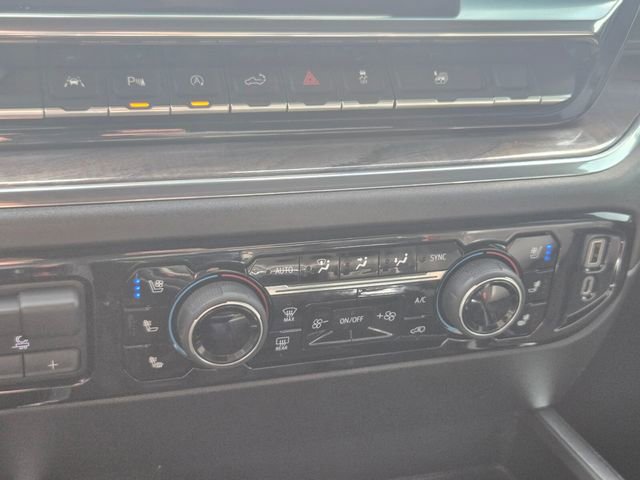 Used 2023 Chevrolet Silverado 1500 LTZ image 23