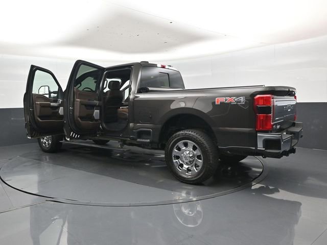 Used 2025 Ford F350 King Ranch w/ Chrome Package AWD/4WD image 47