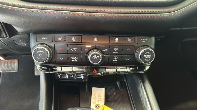 Used 2021 Dodge Durango R/T w/ Tow 'N Go Group AWD/4WD image 13